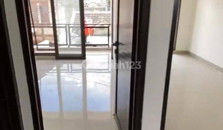 Di Jual Rumah Baru Keren Di Taman Cibaduyut Indah  2