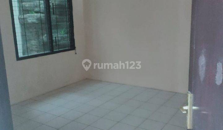 Di Sewakan Rumah Di Kembar 2lantai  1