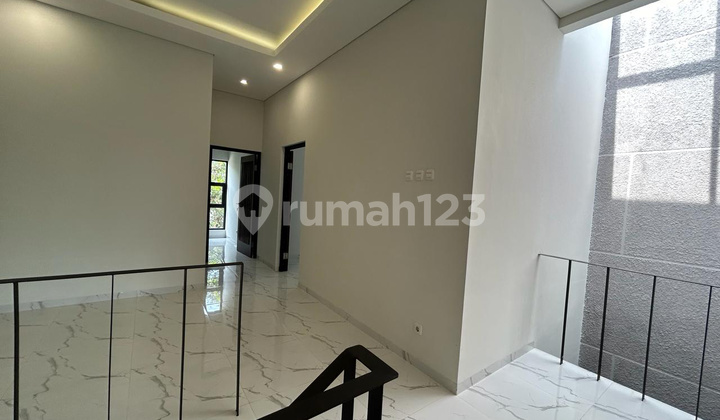 Di Jual Rumah Baru Di Turangga 2