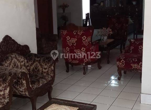 Di Jual Rumah Besar Di Mainroad Jl Laswi 2