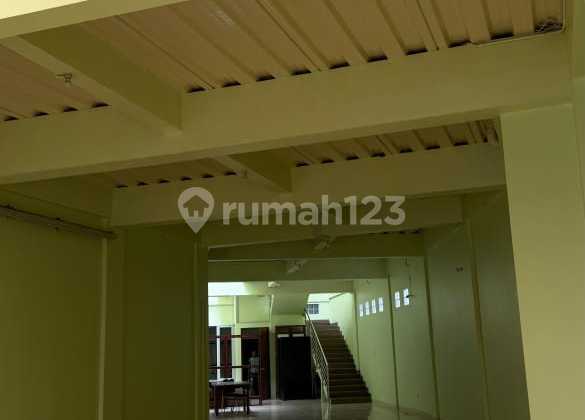 For Rent Large House Sudirman 2