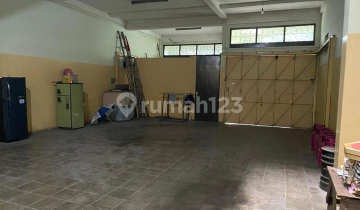 Di Jual Rumah Lama Sayap Gatsu Hitung Tanah