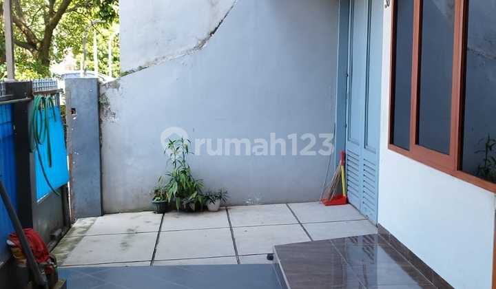 For Rent Comfortable and Big House in Lengkong For Rent Comfortable and Big House in Lengkong