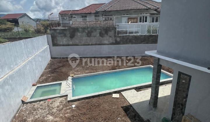 Sell Luxury House In Setiabudi Regency