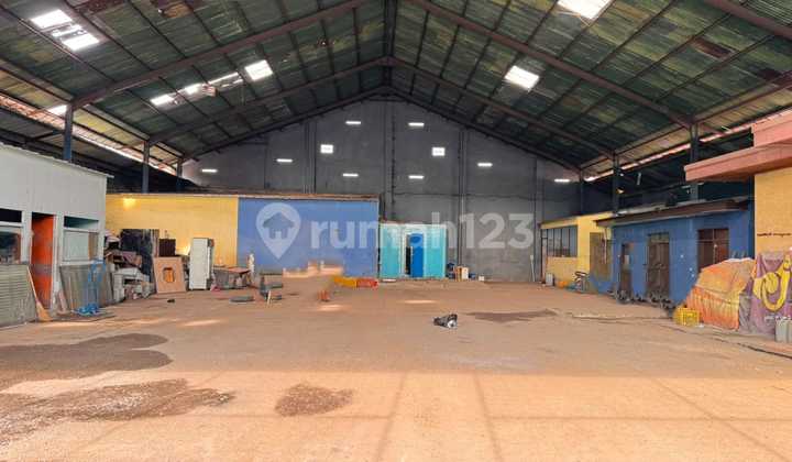 Di Sewakan Tempat Usaha Cocok Buat Gudang Atau Toko Di Kiaracondong 2