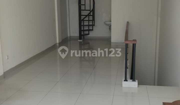 Shop House for Rent in Tourist City 2