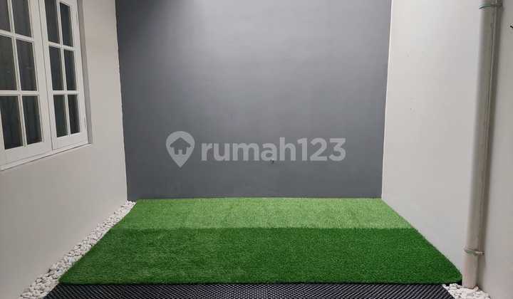 Rumah Elite D Kawasan Kota Wisata Cibubur Dgn.fsltas Dkt Tol..Moll..Rmh Sakit Jg Perbelanjaan ..Nyaman ...Yn. 2