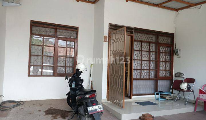 Jual rumah di Taman kopo indah 2 1