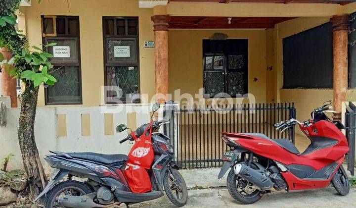 HUNIAN 1 LANTAI DALAM KLUSTER, LOKASI SANGAT STRATEGIS DI KOMPLEK 1