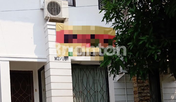 HUNIAN CANTIK 2 LANTAI LOKASI SUPER STRATEGIS 2