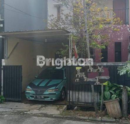 HUNIAN YANG NYAMAN DAN COCOK UNTUK TEMPAT TINGGAL AREA SANGAT STRATEGIS DAN 2 ROW JALAN 1