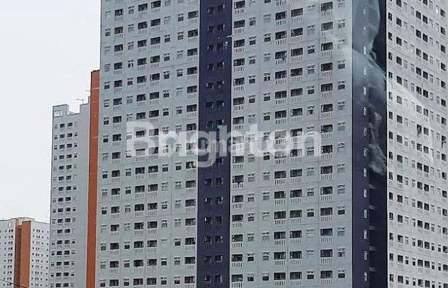 APARTEMEN LOKASI SANGAT STRATEGIS ADA FASILITAS KOLAM RENANG, TAMAN, FOOT 1