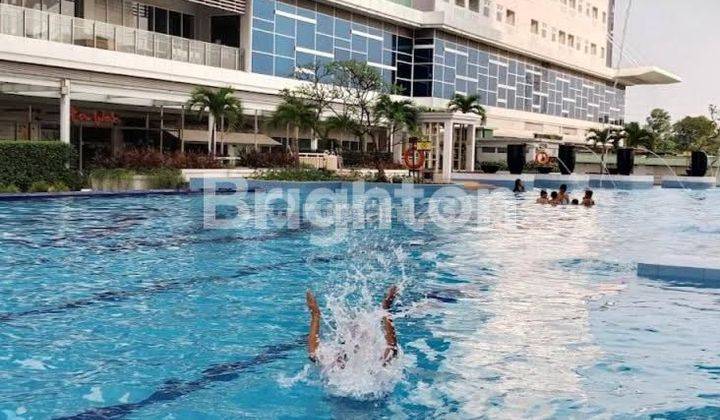 APARTEMEN LOKASI SANGAT STRATEGIS ADA FASILITAS KOLAM RENANG, TAMAN, FOOT 2