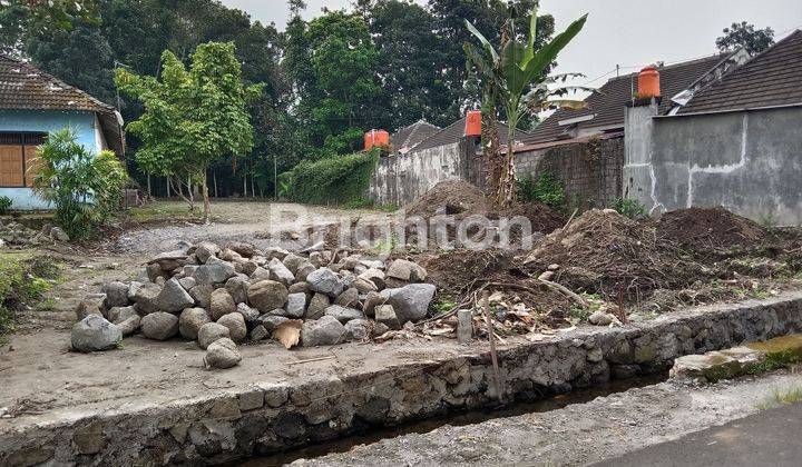 RUMAH SIAP BANGUN DOMBAN ASRI PINGGIR JALAN MAGELANG 2