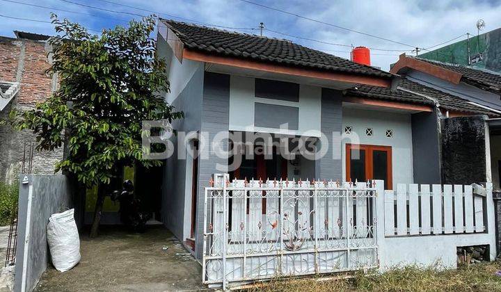 TURUN HARGA RUMAH MURAH, CANTIK BARAT KAMPUS UKDW SEDAYU, SELANGKAH DARI JALAN RAYA JOGJA-WATES 1