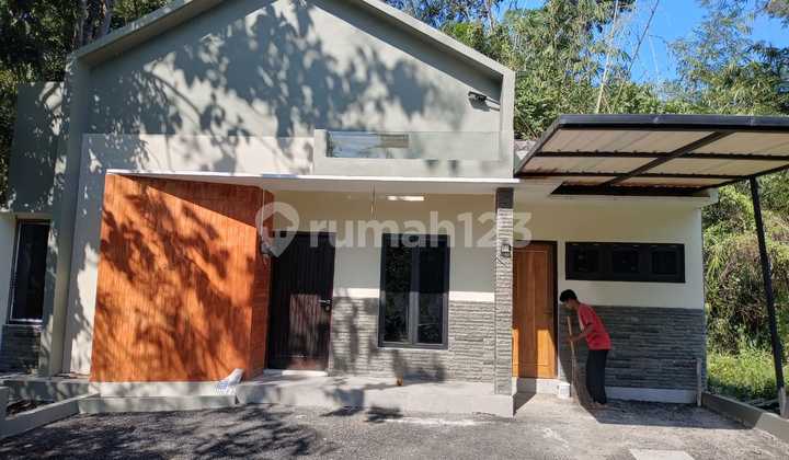 Rumah Baru 3 Kt Strategis Dekat Umy Rumah Baru 3 Kt Strategis Dekat Umy