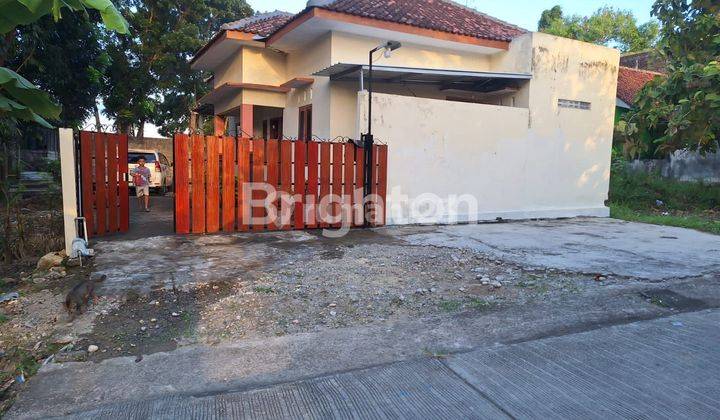 Rumah Cantik Luas, Strategis, Selatan UMY 1