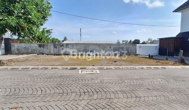 Tanah Kavling Strategis di The Residence - Posisi Hook, Lingkungan Kampus Ternama Tanah Kavling Strategis di The Residence - Posisi Hook, Lingkungan Kampus Ternama