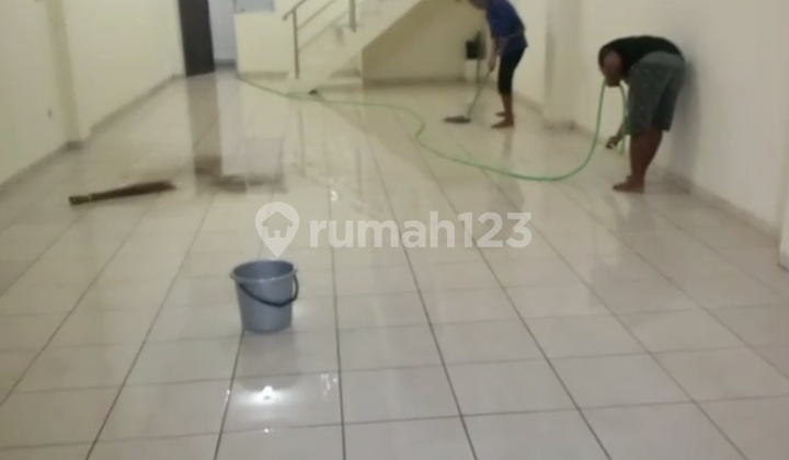 Ruko 2 Lantai Siap Pakai Di Semarang Utara 1