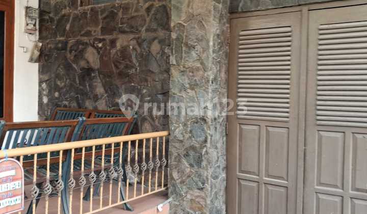 Rumah Strategis di Tengah Kota Semarang. bisa untuk Tempat Tinggal, Kos, Kantor, Dll 2