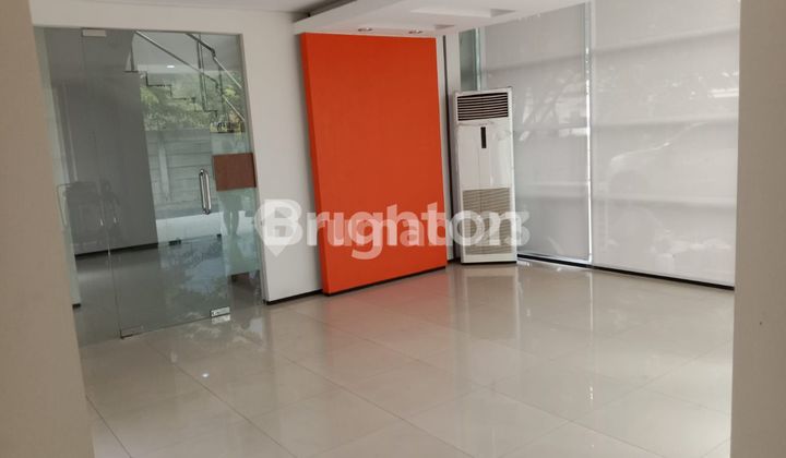 WAREHOUSE & OFFICE IN WEST SEMARANG. STRATEGIC LOCATION, 1000% FLOOD-FREE 2