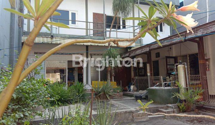 RUMAH 2 LANTAI DI PINGGIR JALAN MT HARYONO. LOKASI STRATEGIS BISA UNTUK TEMPAT TINGGAL, TOKO, ATAU USAHA APAPUN. 2