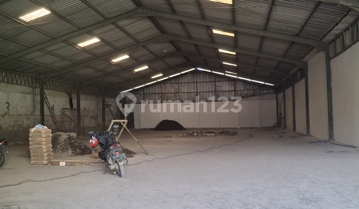 Ready-to-Use Warehouse in Industrial Area 2