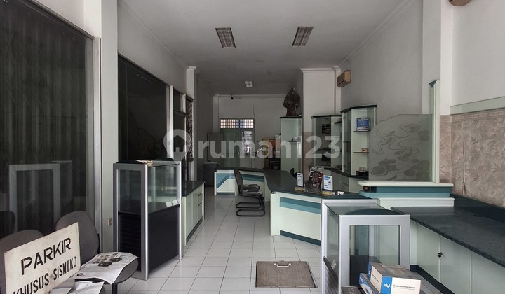 Ruko 3 Lantai Di Semarang Tengah. Komplek Pertokoan Selalu Ramai 1