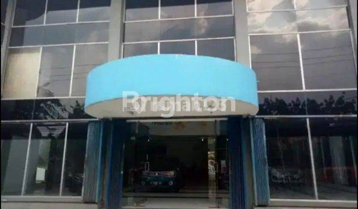 GEDUNG 2 LANTAI SIAP PAKAI DI SEMARANG TIMUR. BISA DIPAKAI UNTUK SHOWROOM, BANK, BENGKEL, TOKO, DLL 1
