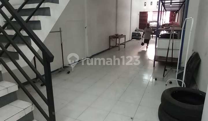 2-Story Ready-to-Use Shop House in Pedurungan. Strategically Located, Always Busy.