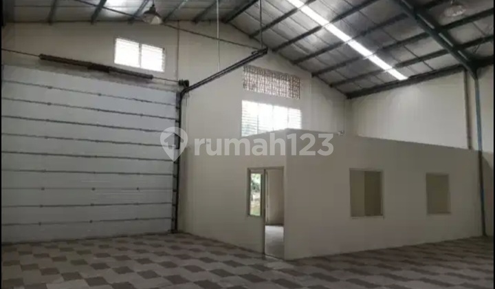 Gudang Siap Pakai Di Semarang Utara 2