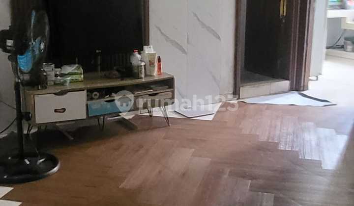 Rumah 3 Lantai Siap Pakai di Candisari 2