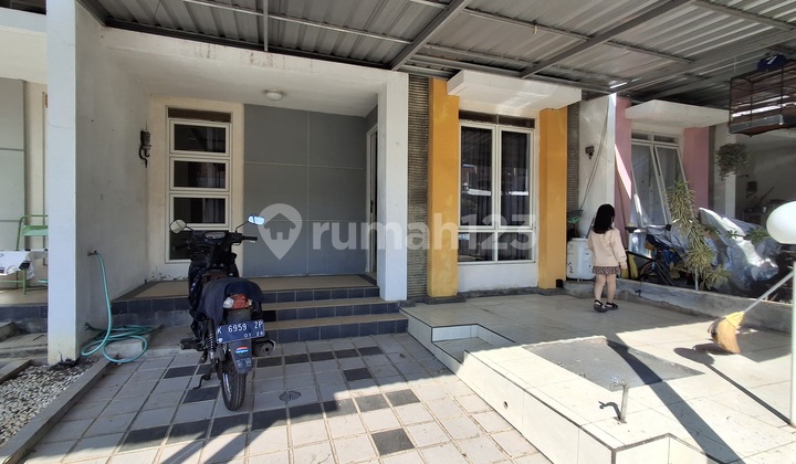 Rumah Siap Pakai Di Graha Padma 1