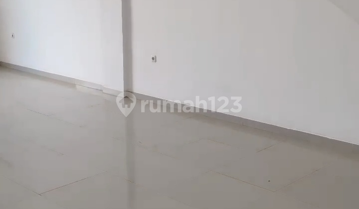 Ruko 3 Lantai + Rooftop Di Semarang Utara. Lokasi Strategis Bebas Banjir 2