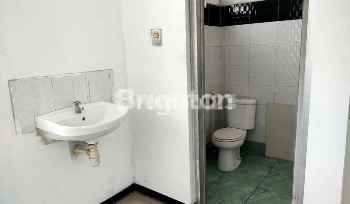 RUKO 3 LANTAI SIAP PAKAI DI BANYUMANIK 2