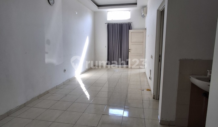 Rumah Siap Pakai Di Graha Padma 2