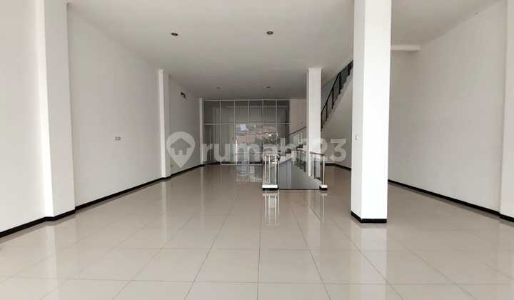 Ruko 3 Lantai Di Gajah Mungkur. Siap Pakai, Ada Balkon Di Lantai 2 & 3 2