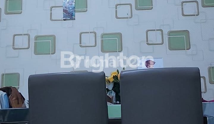 RUKO SIAP PAKAI DI HASANUDIN TANAH MAS. LOKASI STRATEGIS PINGGIR JALAN RAYA. ROW JALAN LEBAR 2