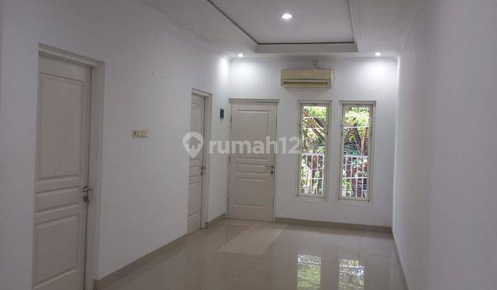 Rumah 2 Lantai Siap Pakai Di Semarang Selatan 2
