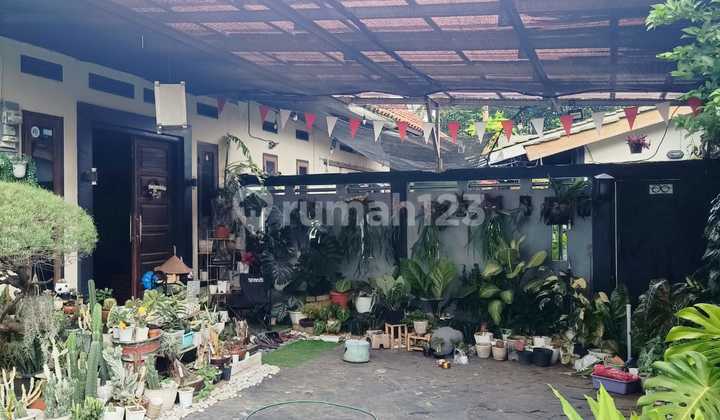 Rumah Siap Huni, Shm, Lt 235m² Di Lokasi Nyaman 2
