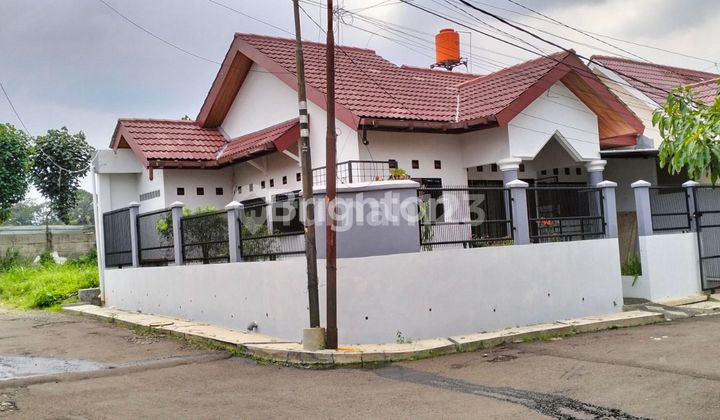 HOUSE IN A STRATEGIC LOCATION, CENTRAL BOGOR CITY, IN PADJAJARAN PARK HOUSE IN A STRATEGIC LOCATION, CENTRAL BOGOR CITY, IN PADJAJARAN PARK