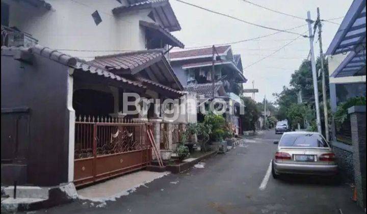 MURAH MERIAH RUMAH 2 LANTAI DI PERUMAHAN TANAH BARU 2