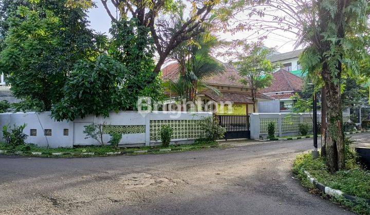 RUMAH KLASIK LUAS DAN ASRI LOKASI KEBON KELAPA BOGOR 2