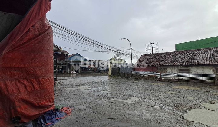 FOR RENT BUILDING, STRATEGIC LOCATION, SIDE OF CIAWI RANCAMAYA ROAD