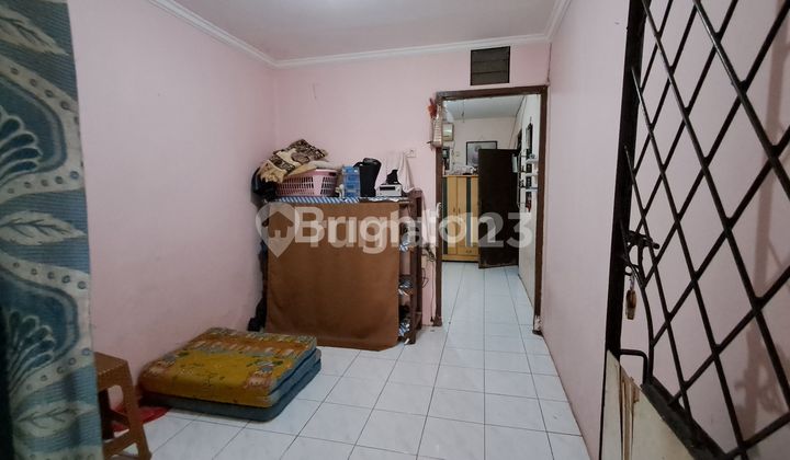 HOUSE SUITABLE FOR BUSINESS AND RESIDENCE IN THE STRATEGIC AREA OF KATULAMPA BOGOR HOUSE SUITABLE FOR BUSINESS AND RESIDENCE IN THE STRATEGIC AREA OF KATULAMPA BOGOR