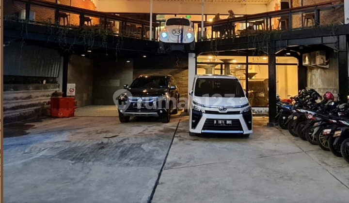 Strategic Investment: Former Cafe House in Bogor, Land Area 680M² with SHM Certificate