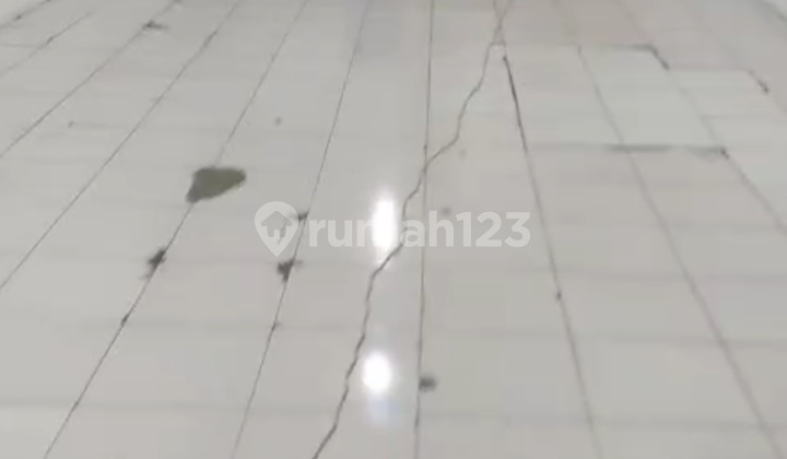 Cheap 1-Story Shop House on the Side of Sukahati Cibinong Main Road 2