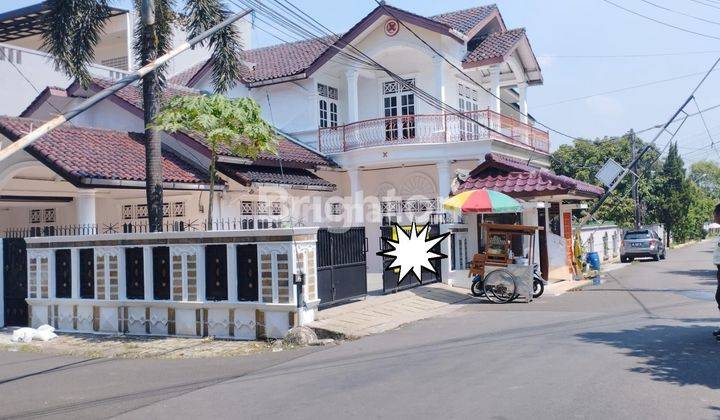 RUMAH MEWAH COCOK UNTUK USAHA DAN HUNI LOKASI PANDURAYA BOGOR 1