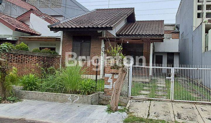 RUMAH ASRI NYAMAN LOKASI STRATEGIS DI PANDURAYA 1