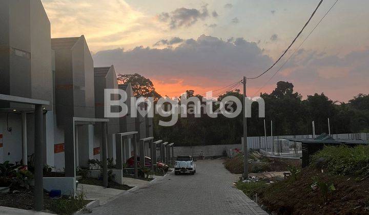 RUMAH SEWA CAKEP SIAP HUNI LOKASI SEMPLAK 1